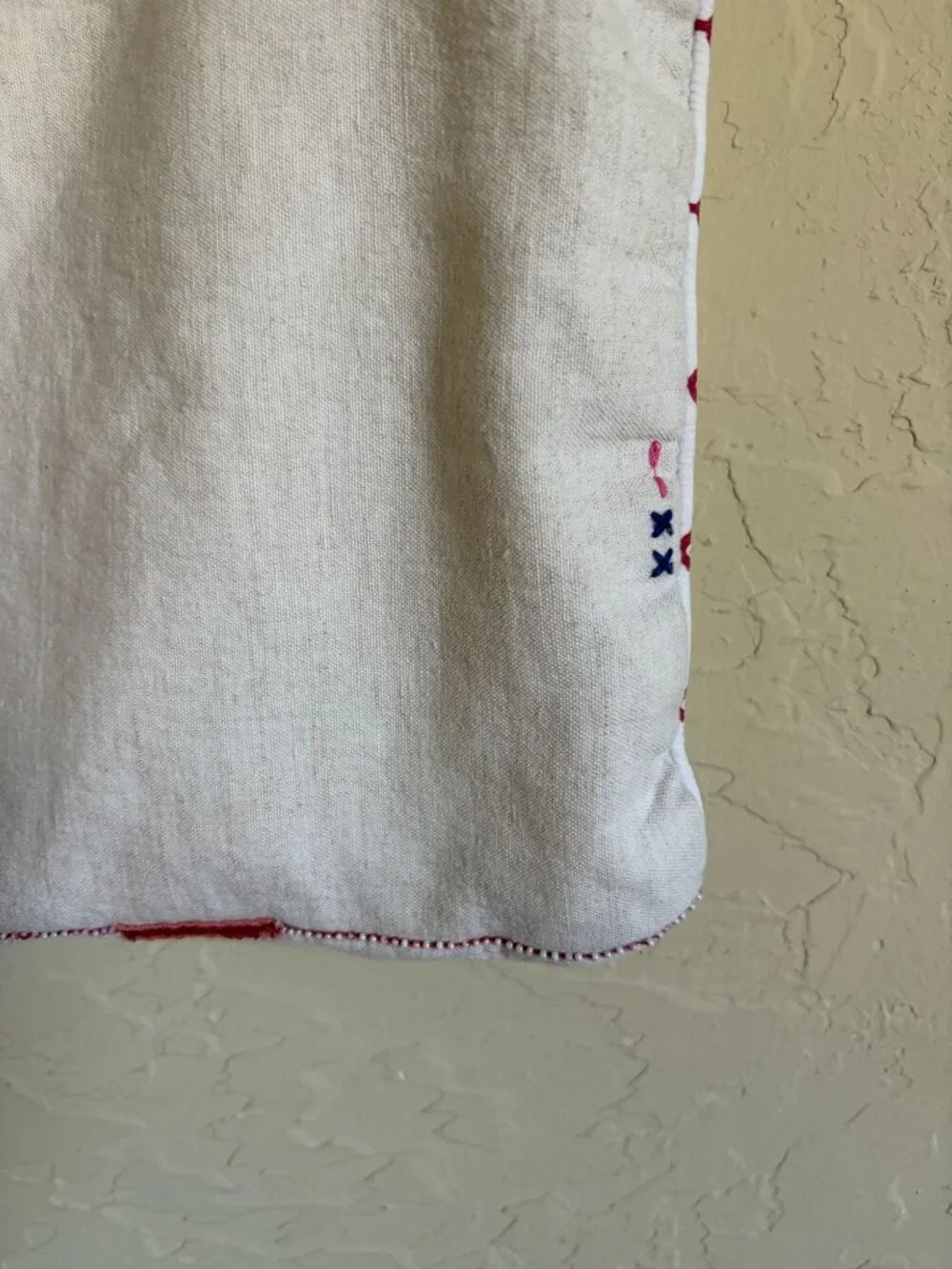 Anthropologie Homebody Embroidered 16